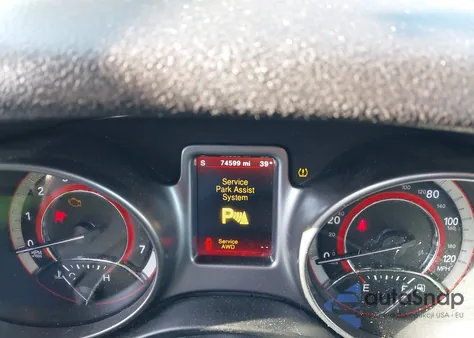 2018 Dodge Journey Crossroad Awd z USA, uszkodzony, nr VIN 3C4PDDGG0JT357342